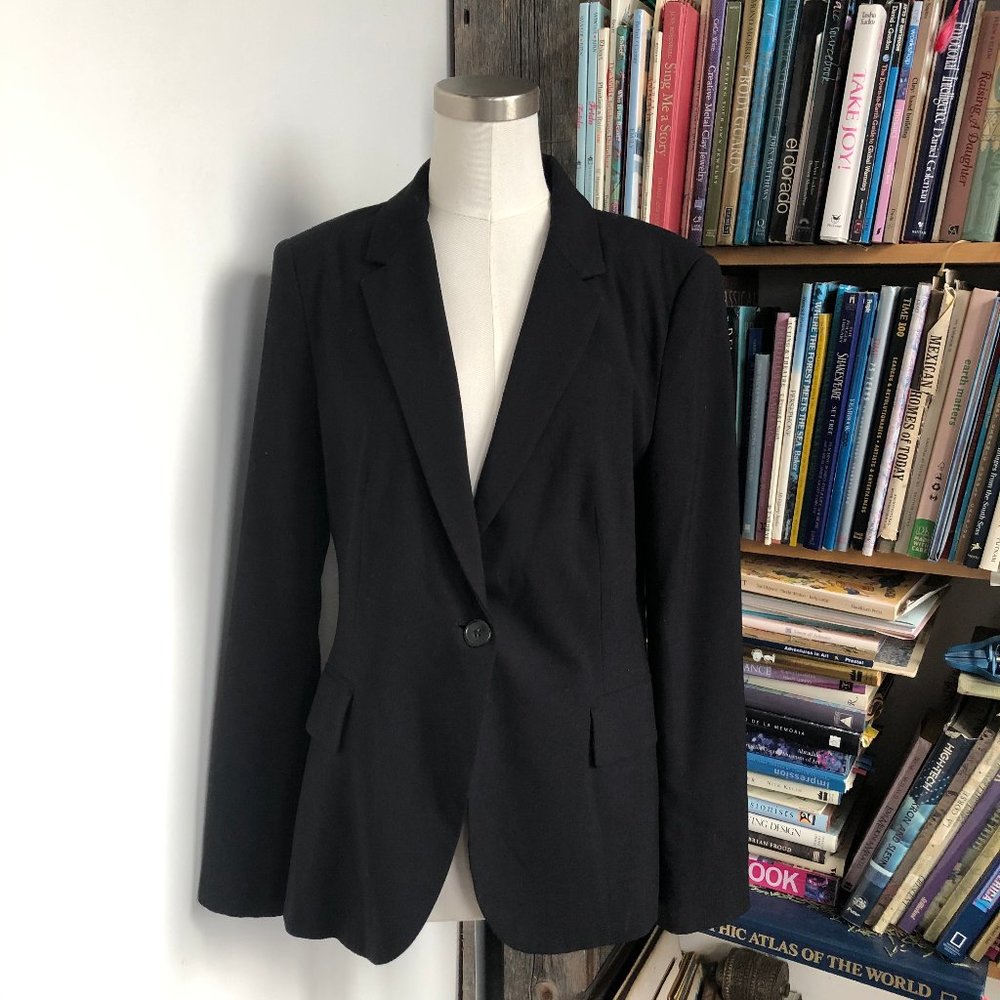 Classic Zara Blazer - Picture 2 of 4